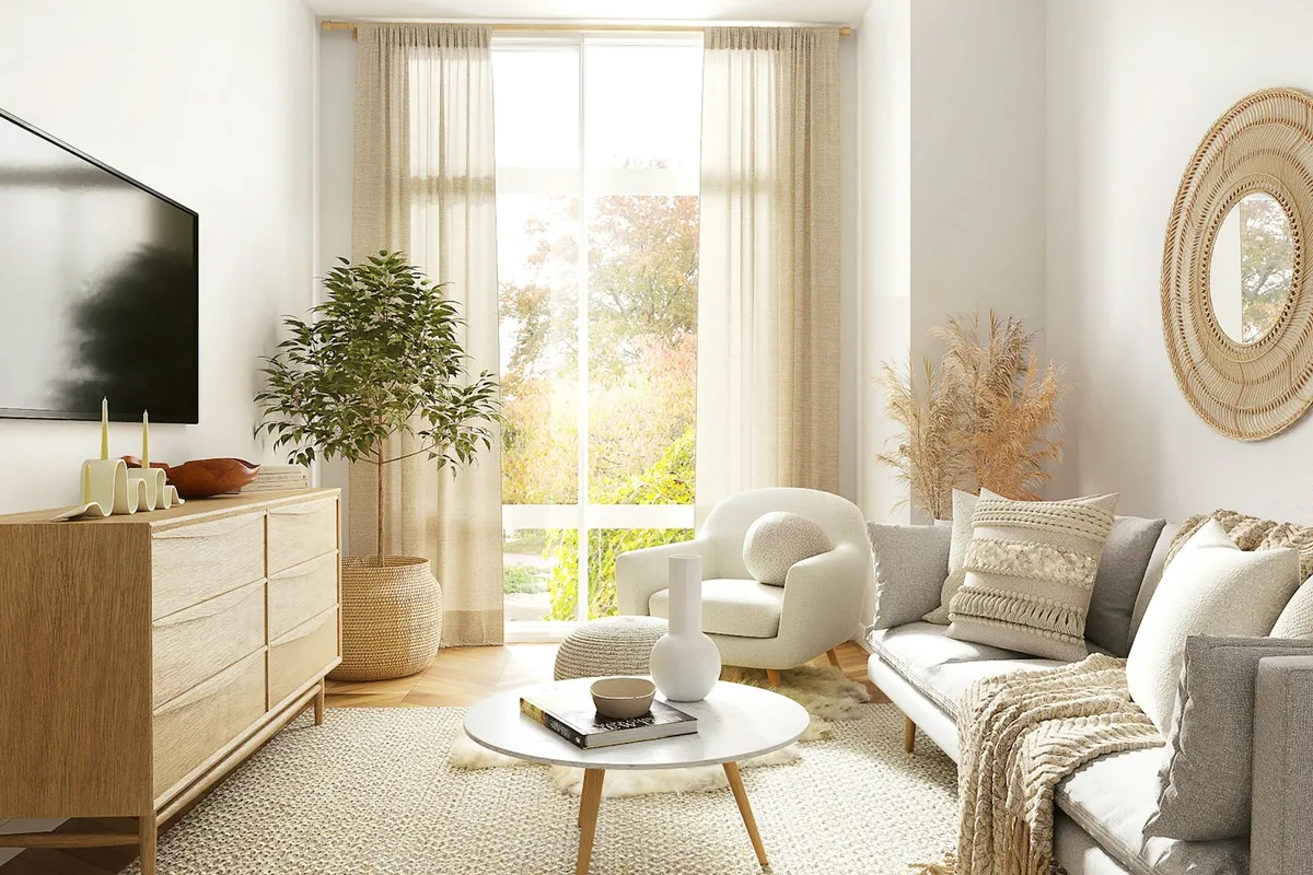 Sala de estar clara com sofá e janela grande, ambiente típico para uma câmera Xiaomi interna