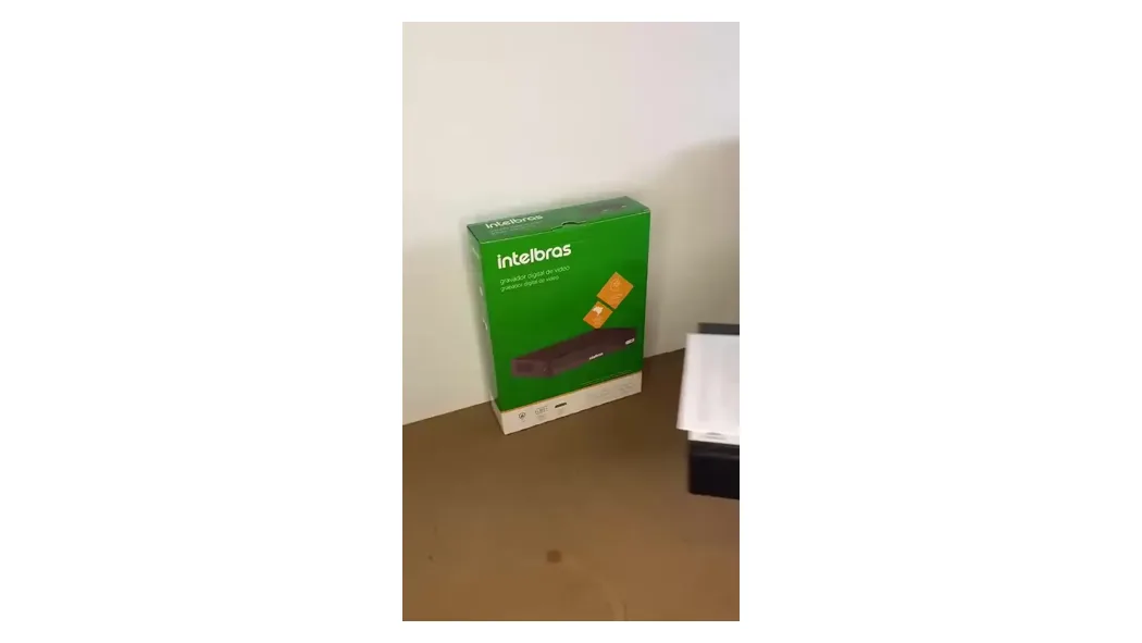 DVR Intelbras MHDX 1204-C de lado — foto 3 de 4